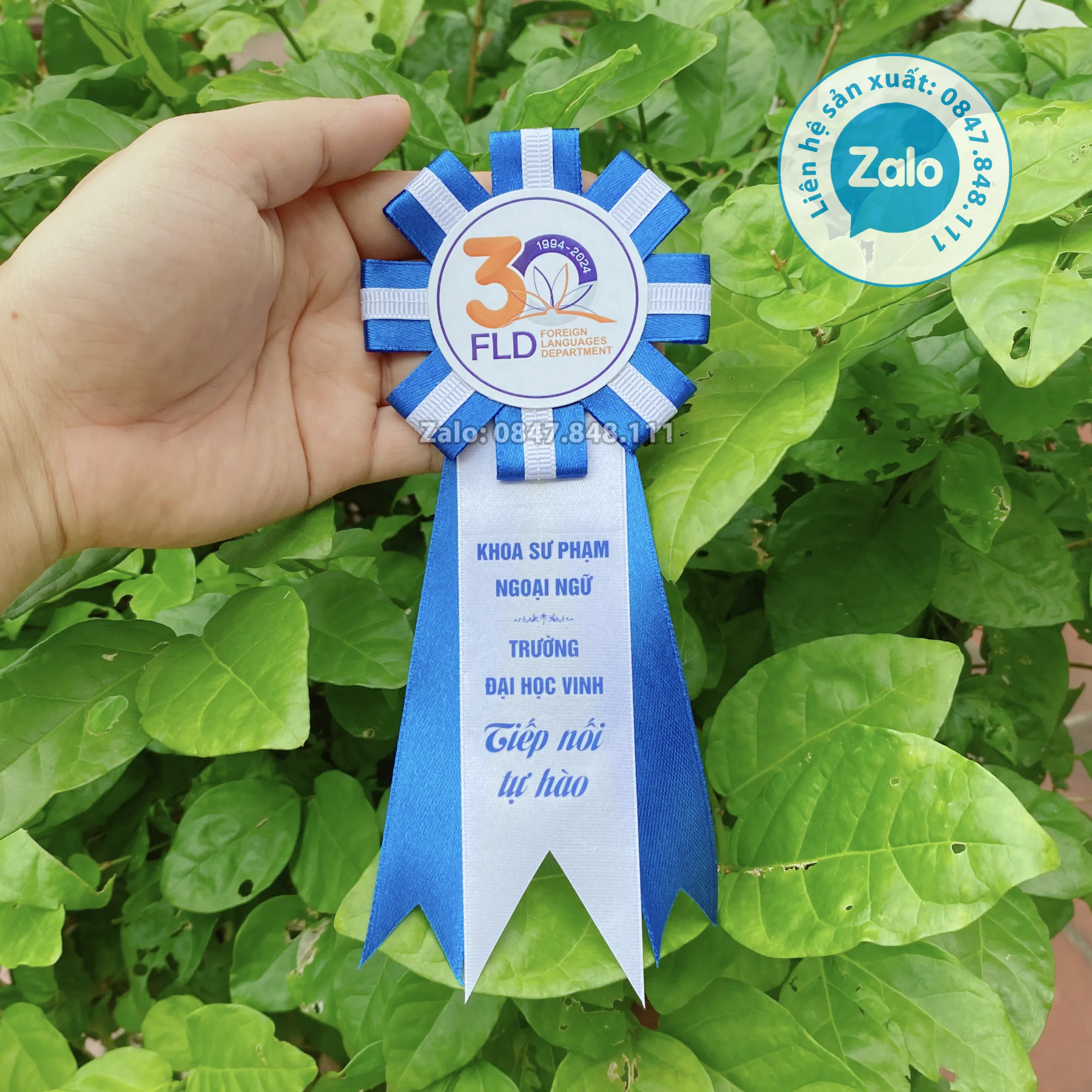 Hoa Cài Áo Kỷ Niệm 30 Năm - Tiếp Nối Tự Hào - Xưởng sản xuất hoa cài áo đại biểu Hoa Cài Áo Kỷ Niệm 30 Năm - Tiếp Nối Tự Hào