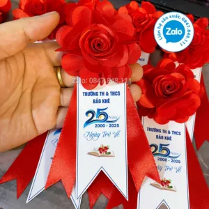 Trang chủ - Hoa cài áo đại biểu - Xưởng sản xuất hoa cài áo đại biểu