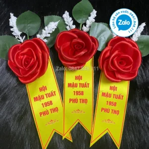 Hoa Cài Áo Kỷ Niệm Hội Ngộ Hội Mậu Tuất 1958 Phú Thọ: Gắn Kết Tình Đồng Hương