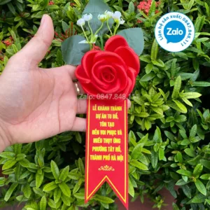 Hoa Cài Áo Kỷ Niệm Hội Ngộ Hội Mậu Tuất 1958 Phú Thọ: Gắn Kết Tình Đồng Hương - Xưởng sản xuất hoa cài áo đại biểu