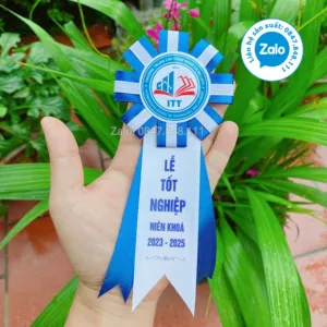 Hoa cài áo Lễ tốt nghiệp