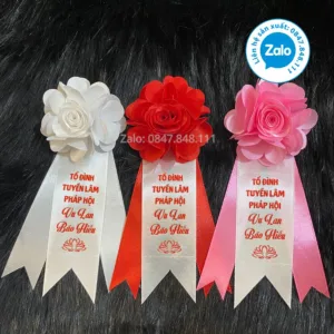 Hoa Cài Áo Lễ Vu Lan Báo Hiếu