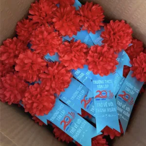 Hoa Cài Áo Kỷ Niệm Thành Lập Trường